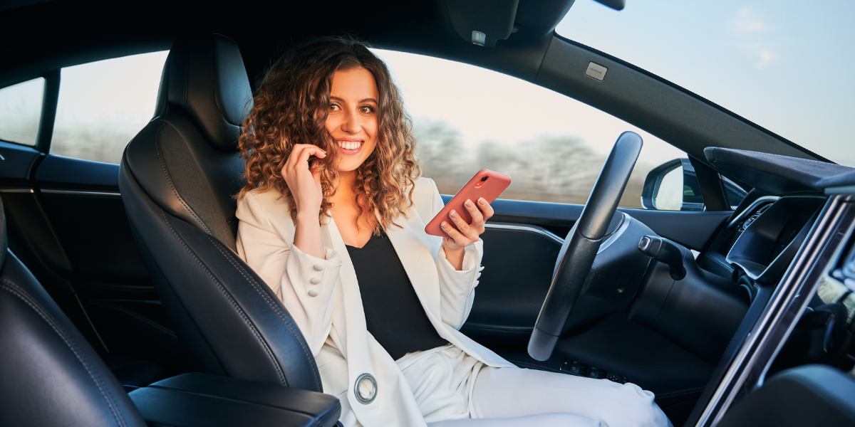 Smart Mobility in 2025 KSA: SelfDrives Contactless Car Rentals Set the Standard